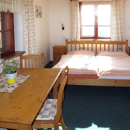 Holiday home Ruzovka By Interhome Uhlejov